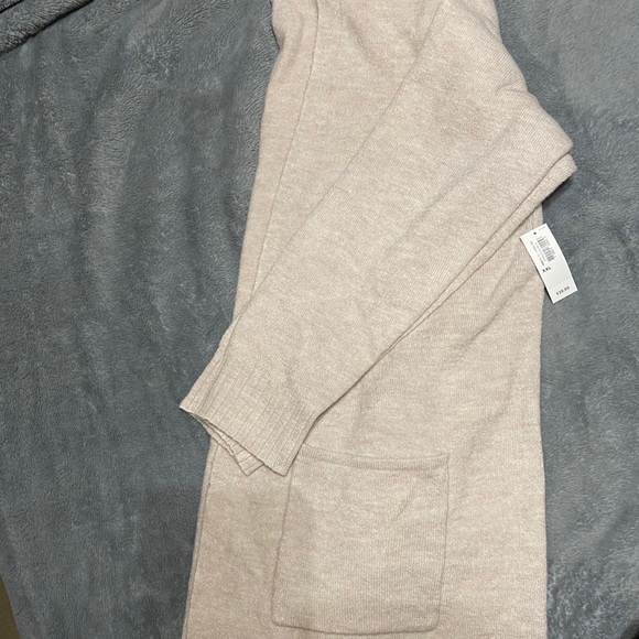 Cardigan sweater - Picture 2 of 3